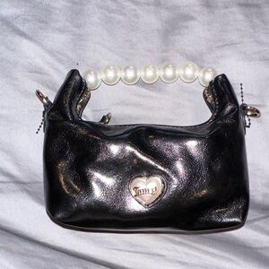 Black Pearl Handle Women's mini Bag